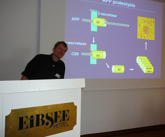 Christoph Kaether (Leibniz Institute for Age Research, Jena, Germany) is talking about: "Quality control of gamma-secretase assembly in the ER"